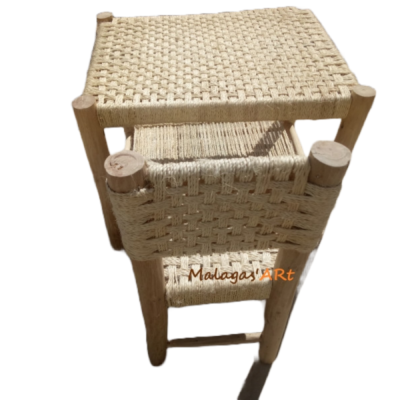 Decorative table and chair for kids made with sisal